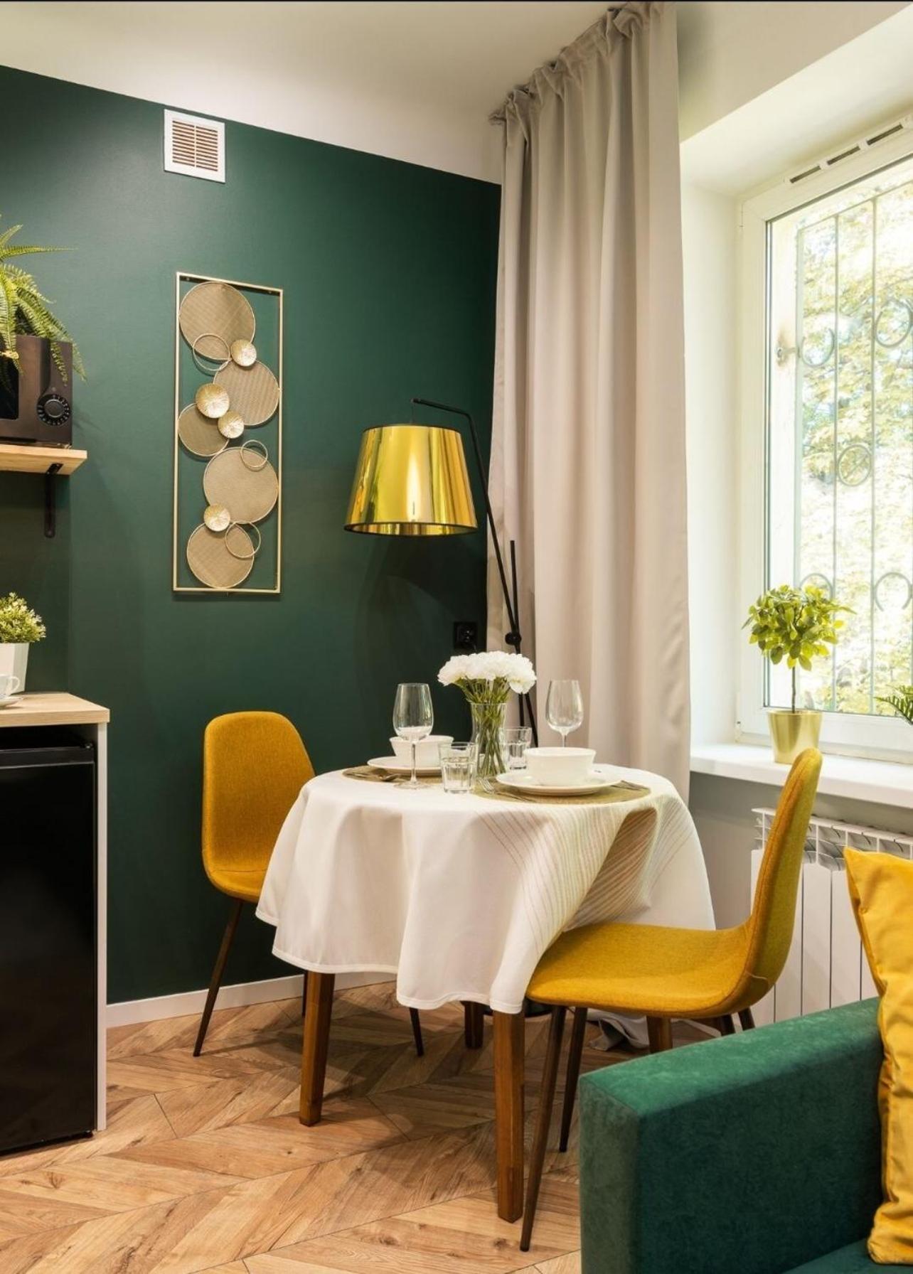 Apartment Walnut Delight A Stare Miasto Warsaw
